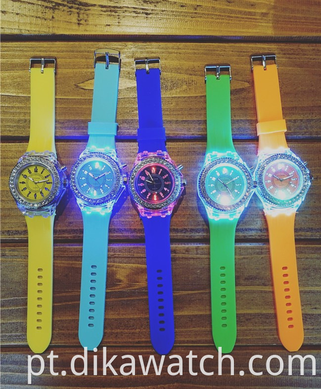 Genebra 2019 AliExpress Genebra relógio feminino masculino com pulseira de silicone relógio de diamante mostrador design esporte masculino relógios de pulso Reloj Mujer